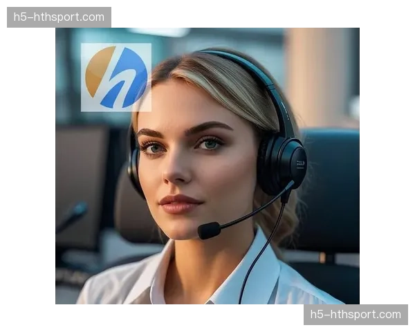 特写：资深球场播音员适应提词器与实时信息推送系统的工作日常