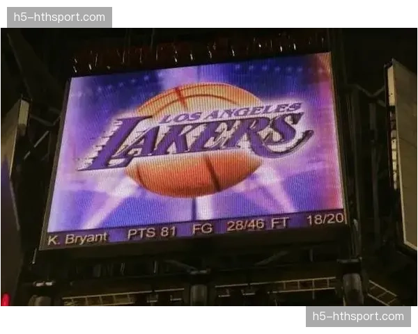 场边观察：多位NBA球星现身洛杉矶斯台普斯中心观战