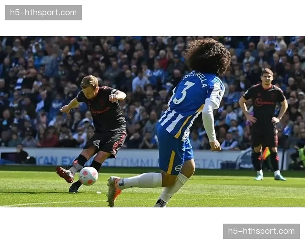 聚焦沃德-普劳斯：即便远离英超，他仍是世界足坛的任意球标志性人物